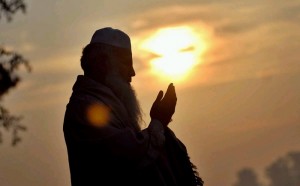 sunset-prayer-lahore-mohammad-ramzan