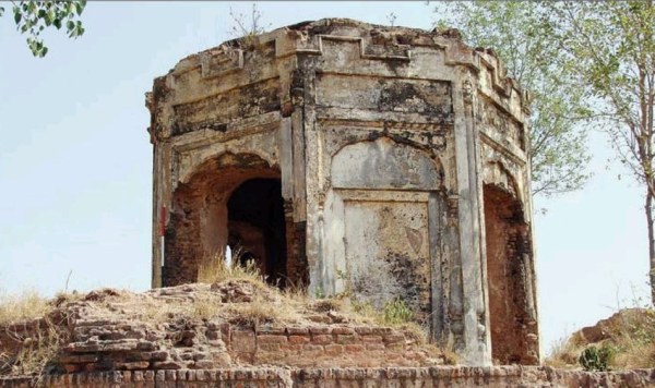Crumbling heritage of Sikh era in Kuri