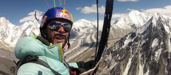 Belgian paraglider makes a record of flying, treking across Karakoram Range