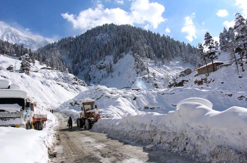 Snowfall in Chitral Jan 2017