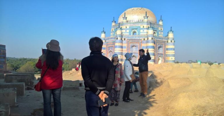 korean-group-uch-sharief